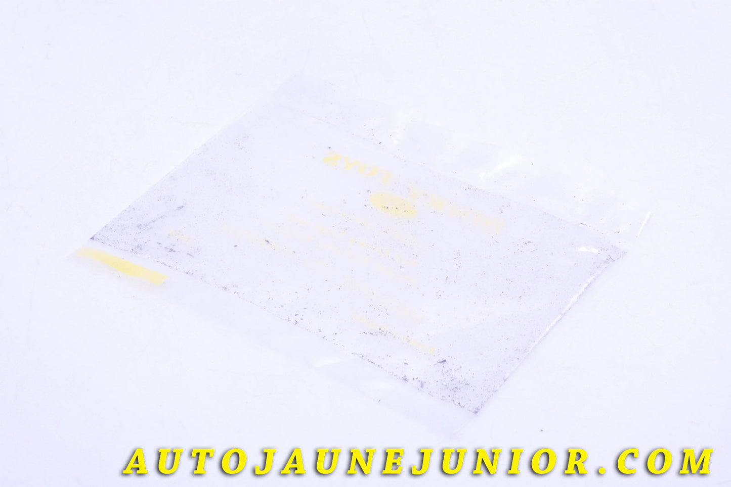Le #3908 - Dinky Toys - COAL - Sachet vide de charbons est en vente sur Auto Jaune Junior ! Découvrez nos collections de diecast Minialuxe, CIJ, C-I-J, JRD, J-R-D, Matchbox, Majorette… AutoJauneJunior.com : le site de vente en ligne et de partage pour les passionés de miniatures et collectionneurs de jouets anciens ! Des centaines de modèles en vente, et des nouveautés mises en ligne chaque jour à 21h00 !