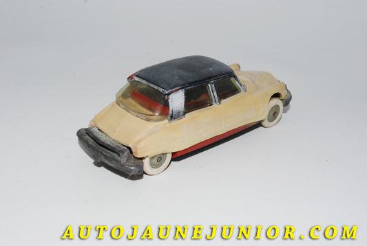 Le #4129 - JEP - Citroën - DS 19 est en vente sur Auto Jaune Junior ! Découvrez nos collections de diecast Minialuxe, CIJ, C-I-J, JRD, J-R-D, Matchbox, Majorette… AutoJauneJunior.com : le site de vente en ligne et de partage pour les passionés de miniatures et collectionneurs de jouets anciens ! Des centaines de modèles en vente, et des nouveautés mises en ligne chaque jour à 21h00 !