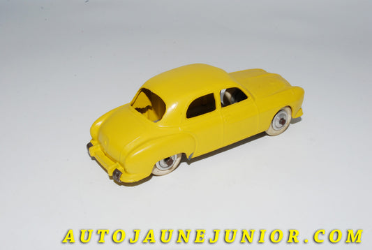 Le #4159 - C-I-J - Renault - Frégate calandre à barres est en vente sur Auto Jaune Junior ! Découvrez nos collections de diecast Minialuxe, CIJ, C-I-J, JRD, J-R-D, Matchbox, Majorette… AutoJauneJunior.com : le site de vente en ligne et de partage pour les passionés de miniatures et collectionneurs de jouets anciens ! Des centaines de modèles en vente, et des nouveautés mises en ligne chaque jour à 21h00 !