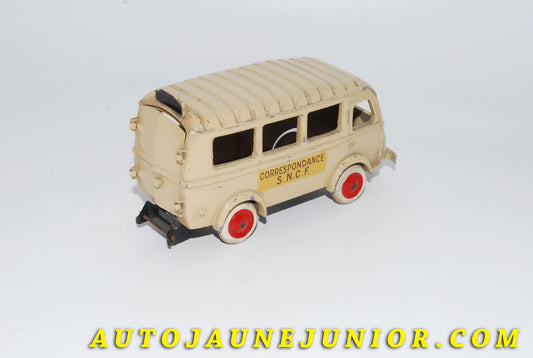 Le #4181 - C-I-J - Renault - 1000Kgs car correspondance SNCF est en vente sur Auto Jaune Junior ! Découvrez nos collections de diecast Minialuxe, CIJ, C-I-J, JRD, J-R-D, Matchbox, Majorette… AutoJauneJunior.com : le site de vente en ligne et de partage pour les passionés de miniatures et collectionneurs de jouets anciens ! Des centaines de modèles en vente, et des nouveautés mises en ligne chaque jour à 21h00 !