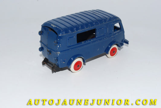 Le #4187 - C-I-J - Renault - 1000Kgs police est en vente sur Auto Jaune Junior ! Découvrez nos collections de diecast Minialuxe, CIJ, C-I-J, JRD, J-R-D, Matchbox, Majorette… AutoJauneJunior.com : le site de vente en ligne et de partage pour les passionés de miniatures et collectionneurs de jouets anciens ! Des centaines de modèles en vente, et des nouveautés mises en ligne chaque jour à 21h00 !