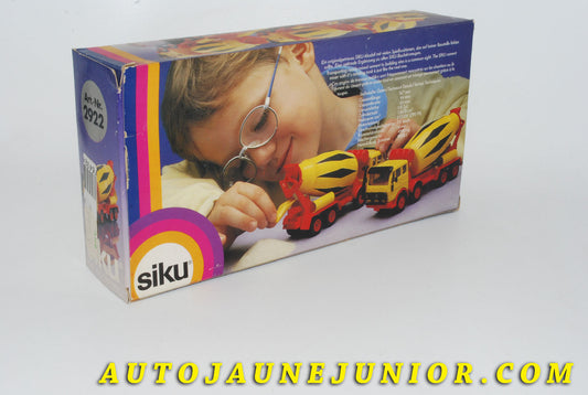 Le #4219 - Siku - Mercedes - Camion Toupie - Cabine 2232 - Bétonnière portée est en vente sur Auto Jaune Junior ! Découvrez nos collections de diecast Minialuxe, CIJ, C-I-J, JRD, J-R-D, Matchbox, Majorette… AutoJauneJunior.com : le site de vente en ligne et de partage pour les passionés de miniatures et collectionneurs de jouets anciens ! Des centaines de modèles en vente, et des nouveautés mises en ligne chaque jour à 21h00 !