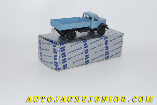 Le #4237 - Conrad - Magirus-Deutz - Camion « Rundhauber » Plateau Ridelles est en vente sur Auto Jaune Junior ! Découvrez nos collections de diecast Minialuxe, CIJ, C-I-J, JRD, J-R-D, Matchbox, Majorette… AutoJauneJunior.com : le site de vente en ligne et de partage pour les passionés de miniatures et collectionneurs de jouets anciens ! Des centaines de modèles en vente, et des nouveautés mises en ligne chaque jour à 21h00 !