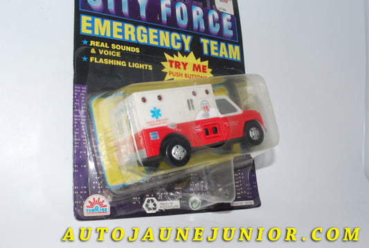 Le #4247 - Funrise - Ford - Fourgon ambulance "City Force Emergency Team" est en vente sur Auto Jaune Junior ! Découvrez nos collections de diecast Minialuxe, CIJ, C-I-J, JRD, J-R-D, Matchbox, Majorette… AutoJauneJunior.com : le site de vente en ligne et de partage pour les passionés de miniatures et collectionneurs de jouets anciens ! Des centaines de modèles en vente, et des nouveautés mises en ligne chaque jour à 21h00 !
