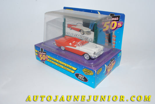 Le #4250 - Road Champ - Oldsmobile - Starfire Convertible "1955" est en vente sur Auto Jaune Junior ! Découvrez nos collections de diecast Minialuxe, CIJ, C-I-J, JRD, J-R-D, Matchbox, Majorette… AutoJauneJunior.com : le site de vente en ligne et de partage pour les passionés de miniatures et collectionneurs de jouets anciens ! Des centaines de modèles en vente, et des nouveautés mises en ligne chaque jour à 21h00 !