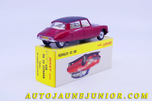 Le #4303 - Dinky Toys - Citroën - DS 23 (DS 21 adapté fabriquée en Espagne) est en vente sur Auto Jaune Junior ! Découvrez nos collections de diecast Minialuxe, CIJ, C-I-J, JRD, J-R-D, Matchbox, Majorette… AutoJauneJunior.com : le site de vente en ligne et de partage pour les passionés de miniatures et collectionneurs de jouets anciens ! Des centaines de modèles en vente, et des nouveautés mises en ligne chaque jour à 21h00 !