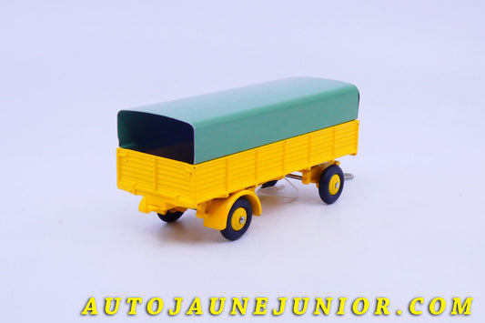 Le #4323 - Dinky Toys - Remorque - deux essieux ridelles bâché est en vente sur Auto Jaune Junior ! Découvrez nos collections de diecast Minialuxe, CIJ, C-I-J, JRD, J-R-D, Matchbox, Majorette… AutoJauneJunior.com : le site de vente en ligne et de partage pour les passionés de miniatures et collectionneurs de jouets anciens ! Des centaines de modèles en vente, et des nouveautés mises en ligne chaque jour à 21h00 !