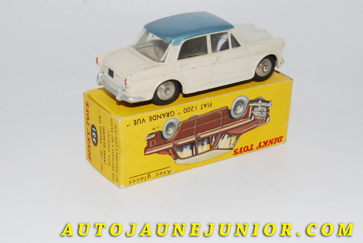Le #4580 - Dinky Toys - Fiat - 1200 Grande Vue est en vente sur Auto Jaune Junior ! Découvrez nos collections de diecast Minialuxe, CIJ, C-I-J, JRD, J-R-D, Matchbox, Majorette… AutoJauneJunior.com : le site de vente en ligne et de partage pour les passionés de miniatures et collectionneurs de jouets anciens ! Des centaines de modèles en vente, et des nouveautés mises en ligne chaque jour à 21h00 !