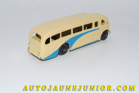 Le #4757 - Dinky Toys - AEC - Single Deck - car avec cabine décalée est en vente sur Auto Jaune Junior ! Découvrez nos collections de diecast Minialuxe, CIJ, C-I-J, JRD, J-R-D, Matchbox, Majorette… AutoJauneJunior.com : le site de vente en ligne et de partage pour les passionés de miniatures et collectionneurs de jouets anciens ! Des centaines de modèles en vente, et des nouveautés mises en ligne chaque jour à 21h00 !
