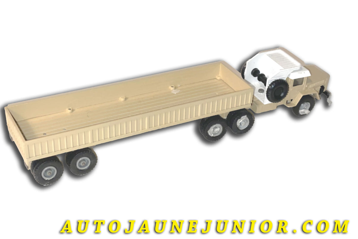 Le Solido Unic Tracteur Sahara semi remorque ridelles Titan est en vente sur Auto Jaune Junior ! Découvrez nos collections de diecast Minialuxe, CIJ, C-I-J, JRD, J-R-D, Matchbox, Majorette… AutoJaune Junior ; AutoJauneJunior.com : LE site de partage pour les passionés de miniatures et collectionneurs de jouets anciens !