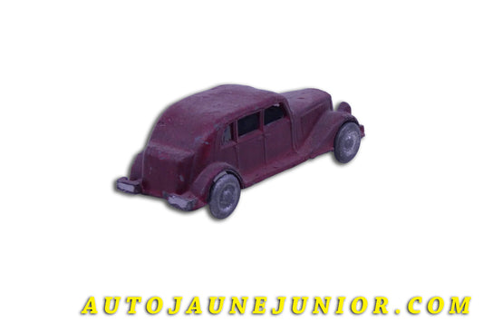 Le KB Auto Limousine - Rare production allemande pendant la Guerre ! est en vente sur Auto Jaune Junior ! Découvrez nos collections de diecast Minialuxe, CIJ, C-I-J, JRD, J-R-D, Matchbox, Majorette… AutoJaune Junior ; AutoJauneJunior.com : LE site de partage pour les passionés de miniatures et collectionneurs de jouets anciens !