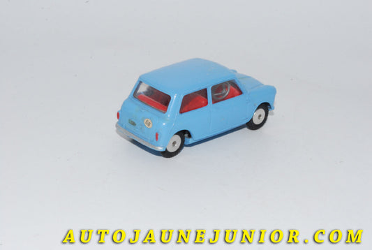 Le #5552 - Corgi Toys - Morris - Mini Minor - Premier type est en vente sur Auto Jaune Junior ! Découvrez nos collections de diecast Minialuxe, CIJ, C-I-J, JRD, J-R-D, Matchbox, Majorette… AutoJauneJunior.com : le site de vente en ligne et de partage pour les passionés de miniatures et collectionneurs de jouets anciens ! Des centaines de modèles en vente, et des nouveautés mises en ligne chaque jour à 21h00 !