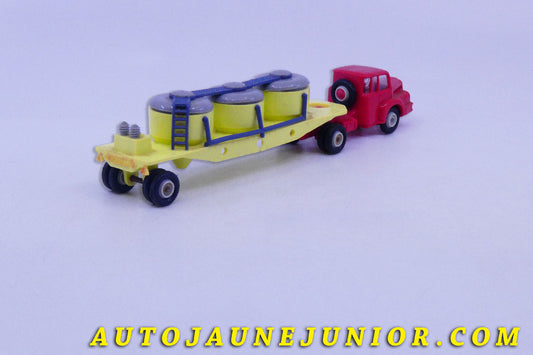 Le #6165 - Norev - Unic - ZU120 tracteur semi remorque ciment est en vente sur Auto Jaune Junior ! Découvrez nos collections de diecast Minialuxe, CIJ, C-I-J, JRD, J-R-D, Matchbox, Majorette… AutoJauneJunior.com : le site de vente en ligne et de partage pour les passionés de miniatures et collectionneurs de jouets anciens ! Des centaines de modèles en vente, et des nouveautés mises en ligne chaque jour à 21h00 !