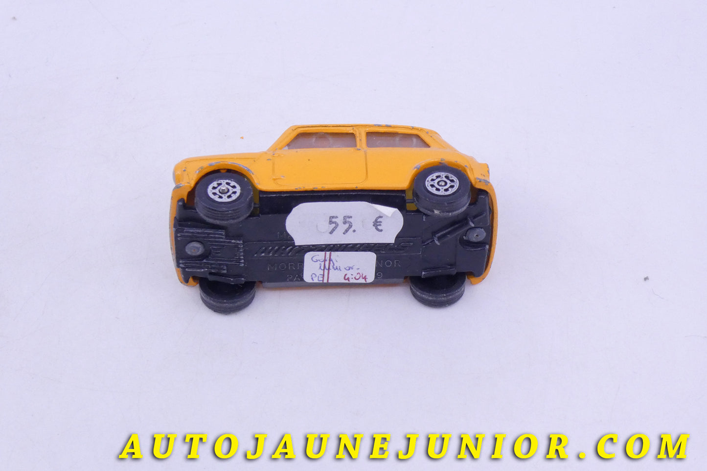 Le #10057 - Corgi Toys - Austin - Mini Minor (Rare !) est en vente sur Auto Jaune Junior ! Tekno, Politoys, Mebetoys, Mercury, Joal, Diapet, Märklin, TootsieToys.Vous avez le même jouet ? Profitez de notre expertise pour vous accompagner dans la vente de vos modèles ou votre collection ! Nous achetons tous lots de miniatures ! Contactez nous ! contact@autojaunejunior.com.