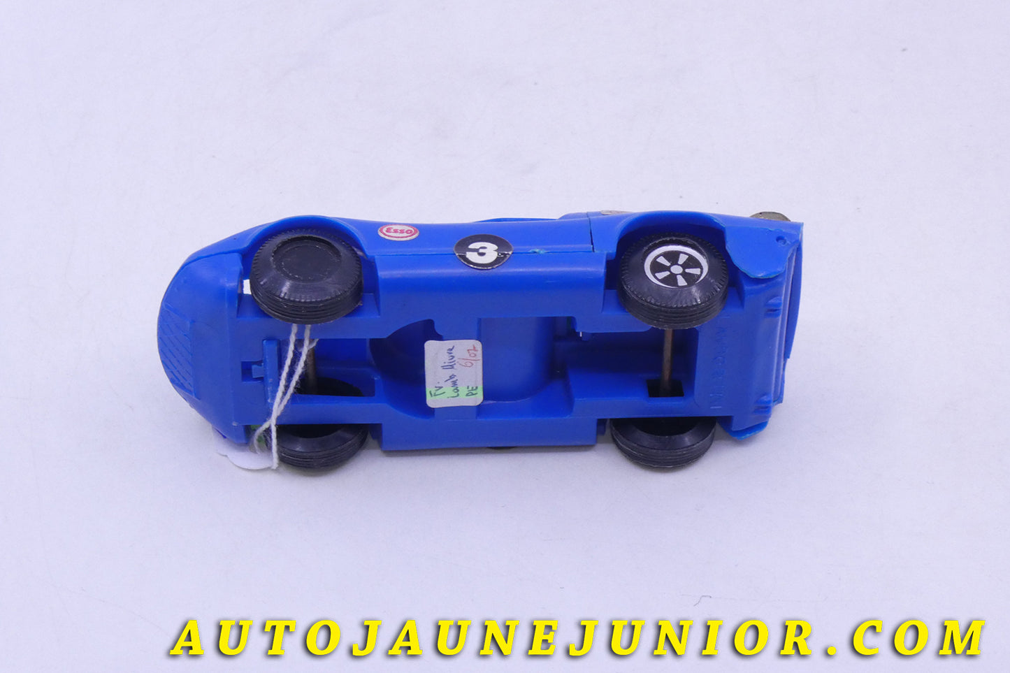 Le #10110 - France - Lamborghini - Miura est en vente sur Auto Jaune Junior ! Tekno, Politoys, Mebetoys, Mercury, Joal, Diapet, Märklin, TootsieToys.Vous avez le même jouet ? Profitez de notre expertise pour vous accompagner dans la vente de vos modèles ou votre collection ! Nous achetons tous lots de miniatures ! Contactez nous ! contact@autojaunejunior.com.
