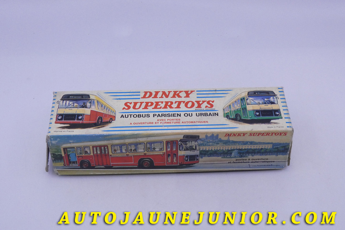Le Dinky Toys Berliet Autobus Parisien est en vente sur Auto Jaune Junior ! Découvrez nos collections de diecast Tekno, Politoys, Mebetoys, Mercury, Joal, Diapet, Märklin, TootsieToys.AutoJaune Junior ; Vous avez le même jouet ? Profitez de notre expertise pour vous accompagner dans la vente de vos modèles ou votre collection ! Nous achetons tous lots de miniatures ! Contactez nous !