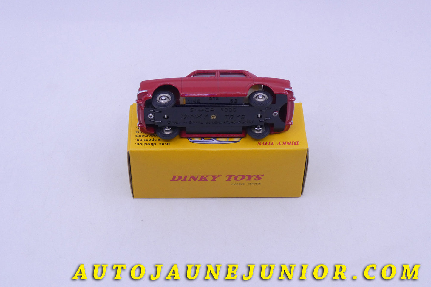 Le Atlas Simca 1000 est en vente sur Auto Jaune Junior ! Découvrez nos collections de diecast Tekno, Politoys, Mebetoys, Mercury, Joal, Diapet, Märklin, TootsieToys.AutoJaune Junior ; Vous avez le même jouet ? Profitez de notre expertise pour vous accompagner dans la vente de vos modèles ou votre collection ! Nous achetons tous lots de miniatures ! Contactez nous !
