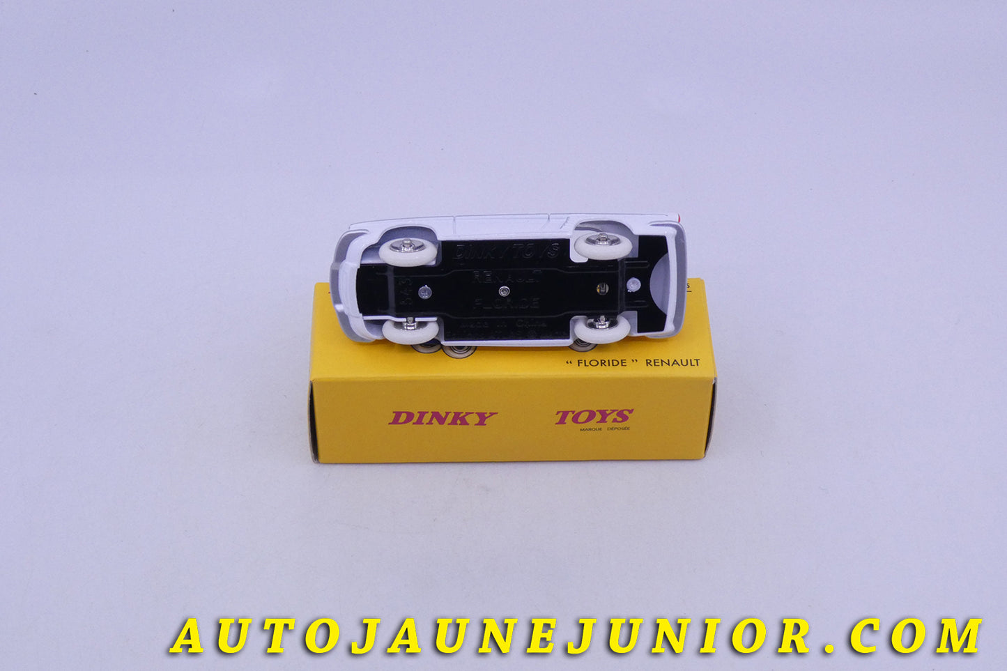 Le Atlas Renault Floride est en vente sur Auto Jaune Junior ! Découvrez nos collections de diecast Tekno, Politoys, Mebetoys, Mercury, Joal, Diapet, Märklin, TootsieToys.AutoJaune Junior ; Vous avez le même jouet ? Profitez de notre expertise pour vous accompagner dans la vente de vos modèles ou votre collection ! Nous achetons tous lots de miniatures ! Contactez nous !