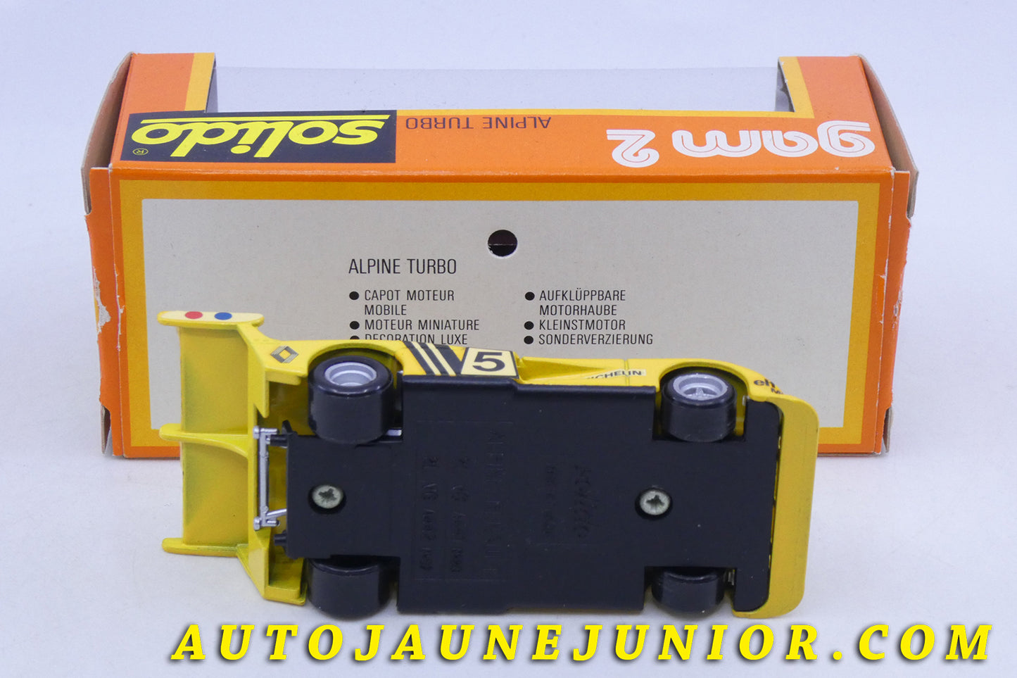 Le Solido Alpine A441 turbo Mugello 1975 est en vente sur Auto Jaune Junior ! Découvrez nos collections de diecast Tekno, Politoys, Mebetoys, Mercury, Joal, Diapet, Märklin, TootsieToys.AutoJaune Junior ; Vous avez le même jouet ? Profitez de notre expertise pour vous accompagner dans la vente de vos modèles ou votre collection ! Nous achetons tous lots de miniatures ! Contactez nous !