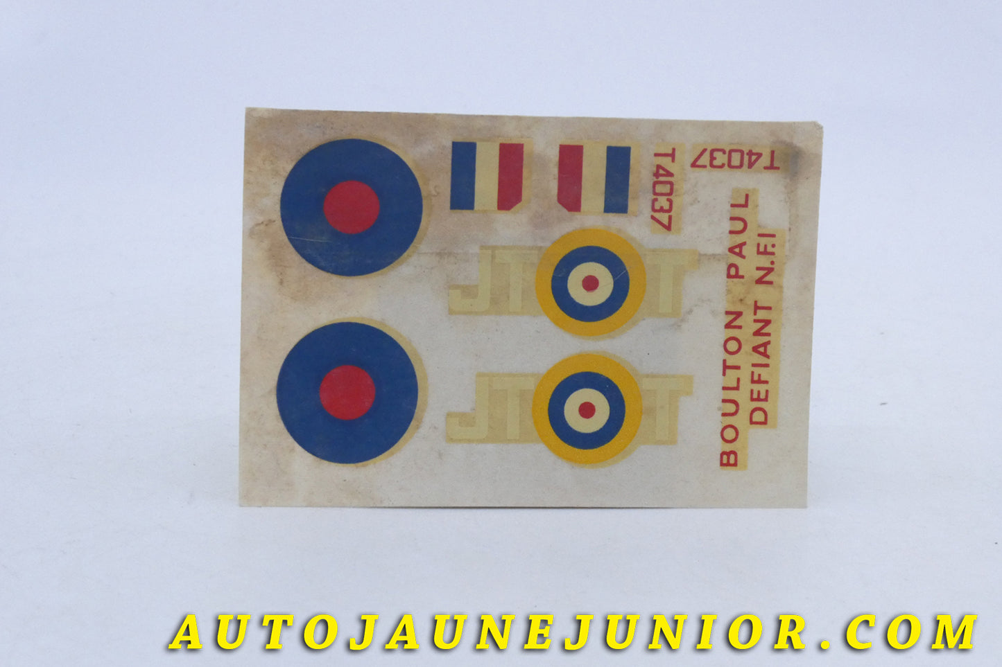 Le Objet divers Document Planche de décalques est en vente sur Auto Jaune Junior ! Découvrez nos collections de diecast Tekno, Politoys, Mebetoys, Mercury, Joal, Diapet, Märklin, TootsieToys.AutoJaune Junior ; Vous avez le même jouet ? Profitez de notre expertise pour vous accompagner dans la vente de vos modèles ou votre collection ! Nous achetons tous lots de miniatures ! Contactez nous !