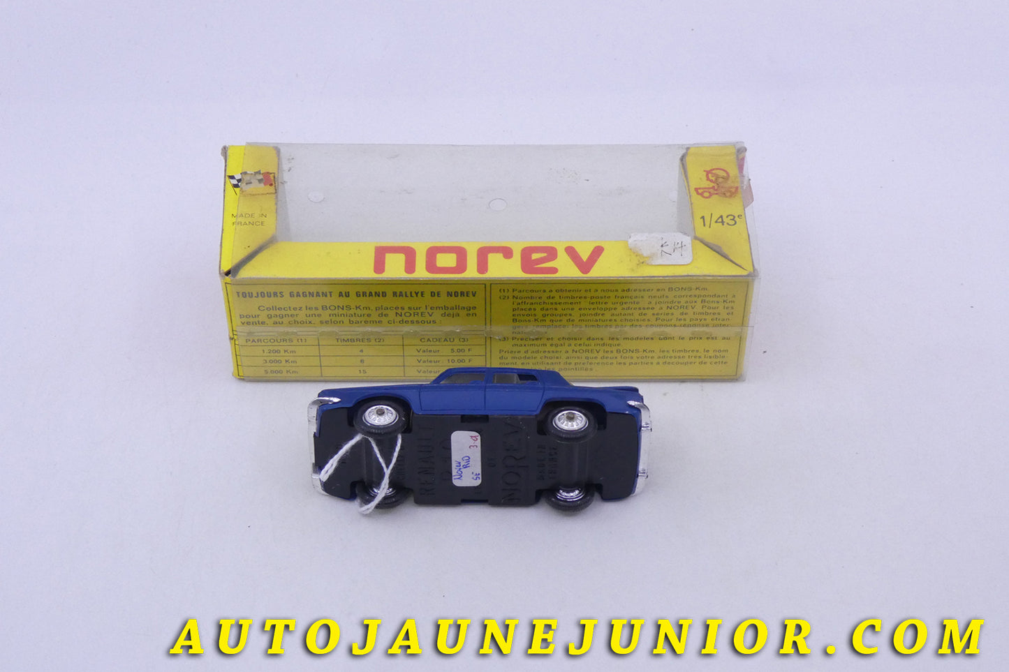 Le Norev Renault R10 est en vente sur Auto Jaune Junior ! Découvrez nos collections de diecast Tekno, Politoys, Mebetoys, Mercury, Joal, Diapet, Märklin, TootsieToys.AutoJaune Junior ; Vous avez le même jouet ? Profitez de notre expertise pour vous accompagner dans la vente de vos modèles ou votre collection ! Nous achetons tous lots de miniatures ! Contactez nous !