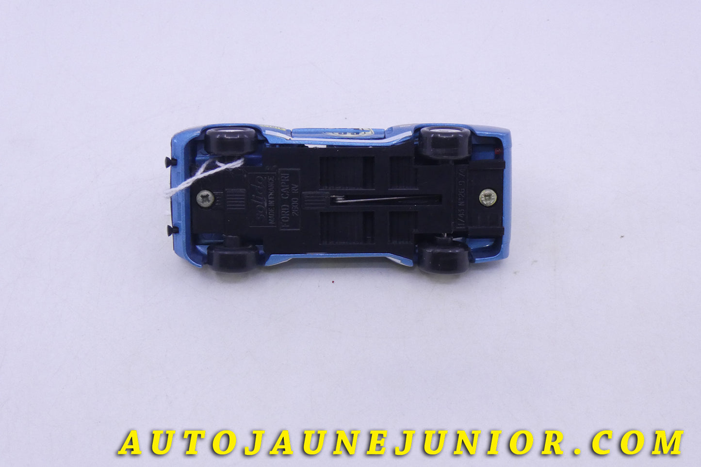 Le Solido Ford Capri 2600RV Le Mans 1973 est en vente sur Auto Jaune Junior ! Découvrez nos collections de diecast Tekno, Politoys, Mebetoys, Mercury, Joal, Diapet, Märklin, TootsieToys.AutoJaune Junior ; Vous avez le même jouet ? Profitez de notre expertise pour vous accompagner dans la vente de vos modèles ou votre collection ! Nous achetons tous lots de miniatures ! Contactez nous !