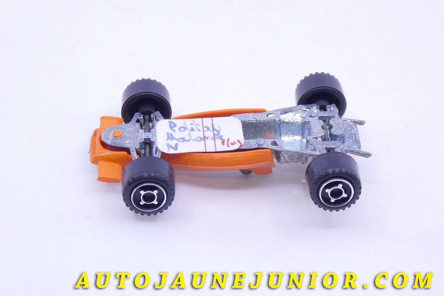 Le #1878 - Barlux - BRM - Formule 1 #3 est en vente sur Auto Jaune Junior ! Tekno, Politoys, Mebetoys, Mercury, Joal, Diapet, Märklin, TootsieToys.Vous avez le même jouet ? Profitez de notre expertise pour vous accompagner dans la vente de vos modèles ou votre collection ! Nous achetons tous lots de miniatures ! Contactez nous ! contact@autojaunejunior.com.