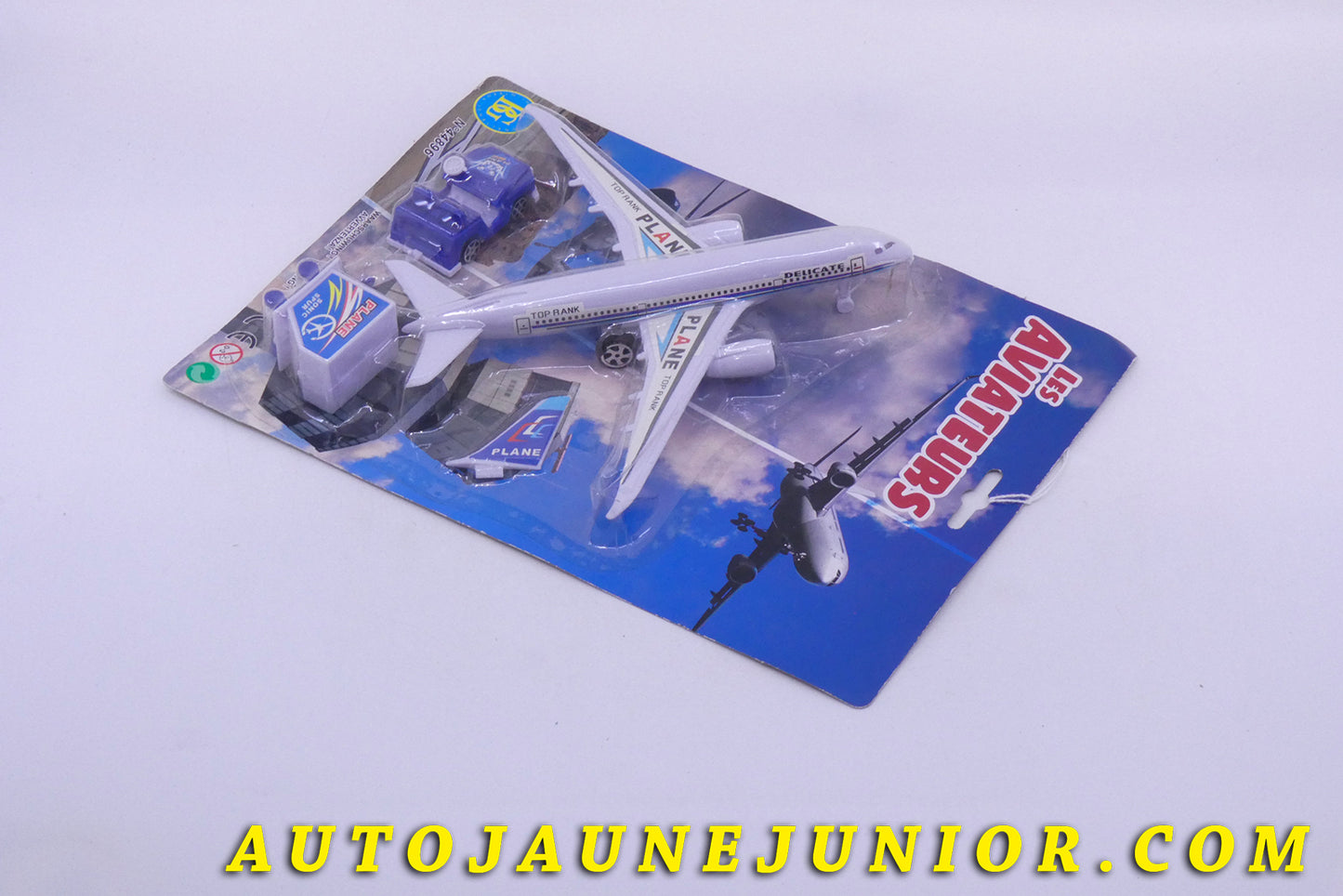 Le Autre Fabriquant Avion Coffret "Les Aviateurs" est en vente sur Auto Jaune Junior ! Découvrez nos collections de diecast Tekno, Politoys, Mebetoys, Mercury, Joal, Diapet, Märklin, TootsieToys.AutoJaune Junior ; Vous avez le même jouet ? Profitez de notre expertise pour vous accompagner dans la vente de vos modèles ou votre collection ! Nous achetons tous lots de miniatures ! Contactez nous !