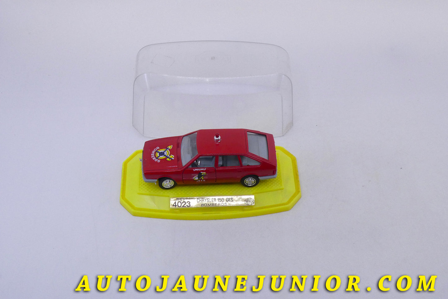 Le MIra Chrysler 150 GLS Pompier est en vente sur Auto Jaune Junior ! Découvrez nos collections de diecast Tekno, Politoys, Mebetoys, Mercury, Joal, Diapet, Märklin, TootsieToys.AutoJaune Junior ; Vous avez le même jouet ? Profitez de notre expertise pour vous accompagner dans la vente de vos modèles ou votre collection ! Nous achetons tous lots de miniatures ! Contactez nous !