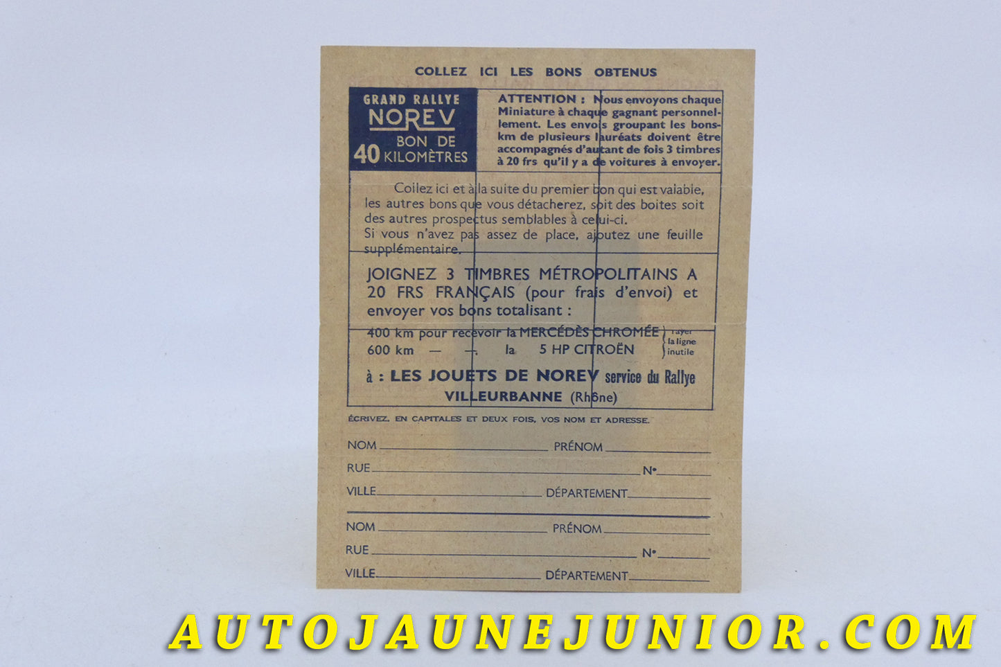 Le Norev Document Jeux-concours - Grand rallye 1958 est en vente sur Auto Jaune Junior ! Découvrez nos collections de diecast Tekno, Politoys, Mebetoys, Mercury, Joal, Diapet, Märklin, TootsieToys.AutoJaune Junior ; Vous avez le même jouet ? Profitez de notre expertise pour vous accompagner dans la vente de vos modèles ou votre collection ! Nous achetons tous lots de miniatures ! Contactez nous !