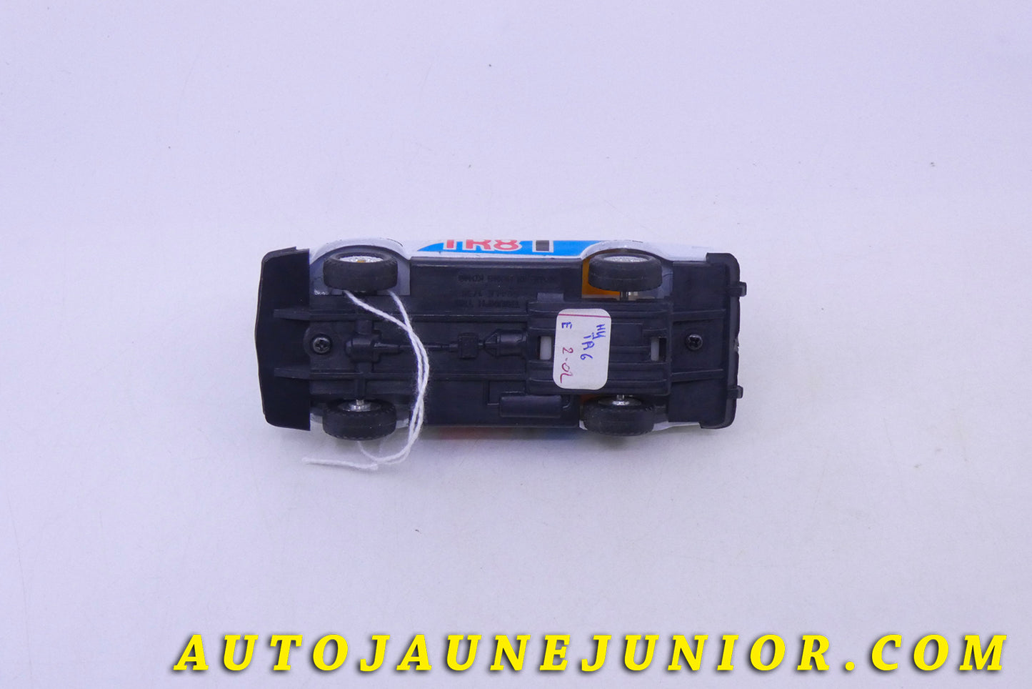 Le Hong-Kong Triumph TR8 Rally est en vente sur Auto Jaune Junior ! Découvrez nos collections de diecast Tekno, Politoys, Mebetoys, Mercury, Joal, Diapet, Märklin, TootsieToys.AutoJaune Junior ; Vous avez le même jouet ? Profitez de notre expertise pour vous accompagner dans la vente de vos modèles ou votre collection ! Nous achetons tous lots de miniatures ! Contactez nous !
