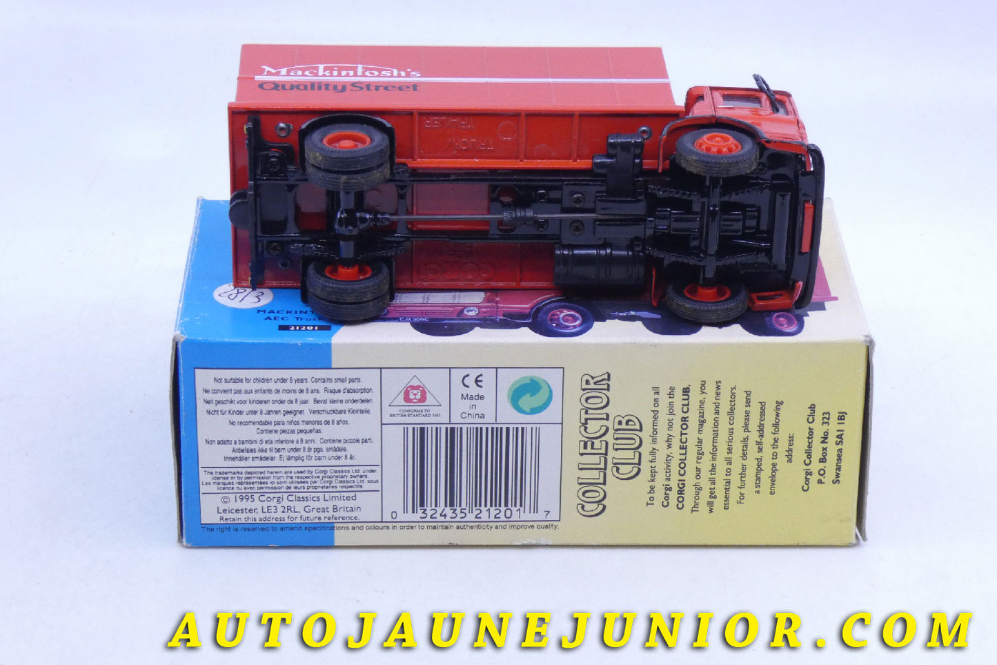 Le #2609 - Corgi Toys - AEC - Camion Fourgon "Mackintosh's" est en vente sur Auto Jaune Junior ! Tekno, Politoys, Mebetoys, Mercury, Joal, Diapet, Märklin, TootsieToys.Vous avez le même jouet ? Profitez de notre expertise pour vous accompagner dans la vente de vos modèles ou votre collection ! Nous achetons tous lots de miniatures ! Contactez nous ! contact@autojaunejunior.com.