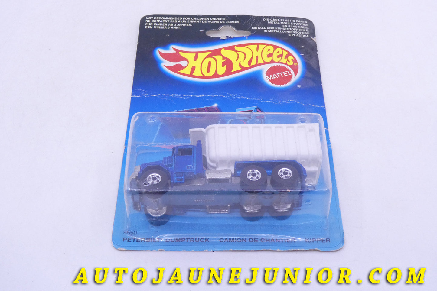 Le Siku Peterbilt benne charbonnière est en vente sur Auto Jaune Junior ! Découvrez nos collections de diecast Tekno, Politoys, Mebetoys, Mercury, Joal, Diapet, Märklin, TootsieToys.AutoJaune Junior ; Vous avez le même jouet ? Profitez de notre expertise pour vous accompagner dans la vente de vos modèles ou votre collection ! Nous achetons tous lots de miniatures ! Contactez nous !