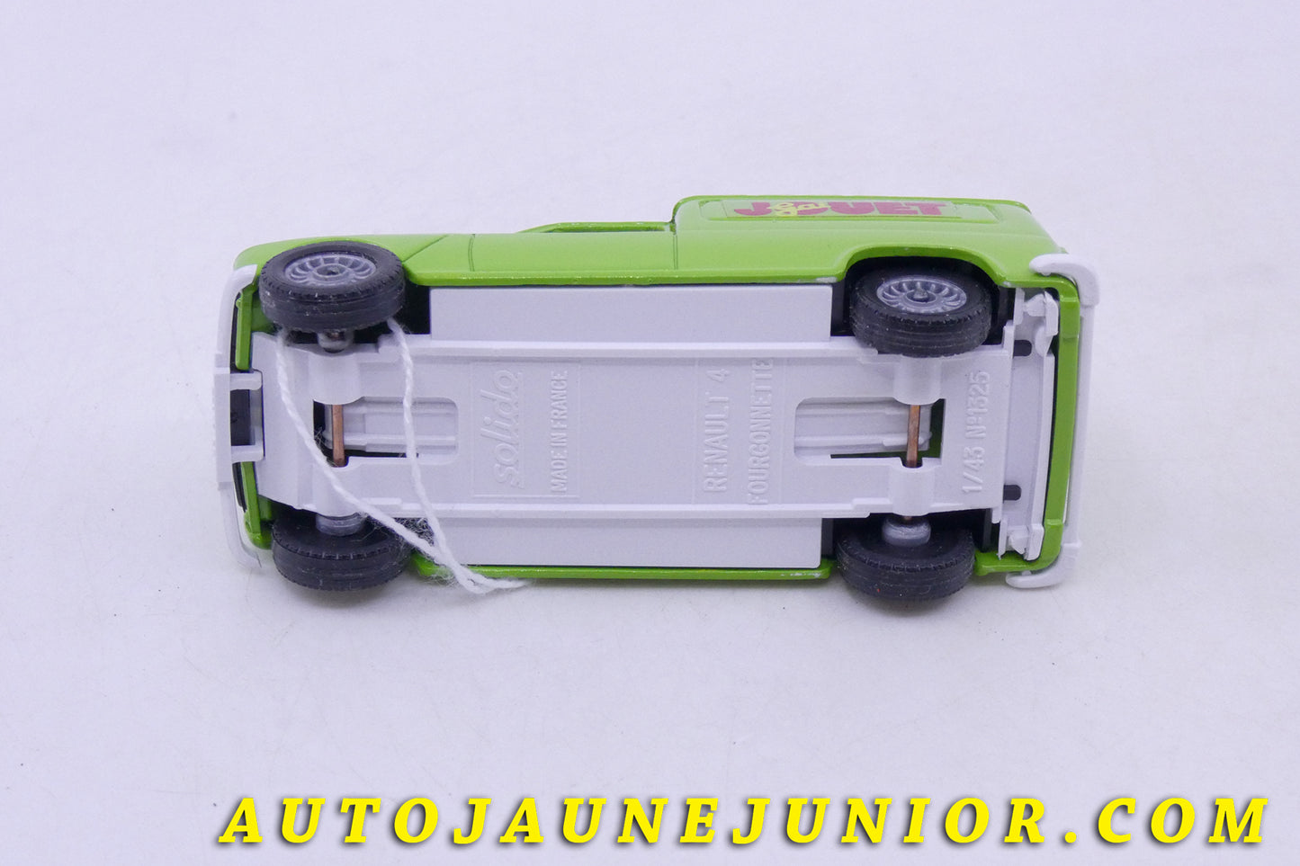 Le Autre Fabriquant Alfa Roméo Remplir nom du modèle est en vente sur Auto Jaune Junior ! Découvrez nos collections de diecast Tekno, Politoys, Mebetoys, Mercury, Joal, Diapet, Märklin, TootsieToys.AutoJaune Junior ; Vous avez le même jouet ? Profitez de notre expertise pour vous accompagner dans la vente de vos modèles ou votre collection ! Nous achetons tous lots de miniatures ! Contactez nous !
