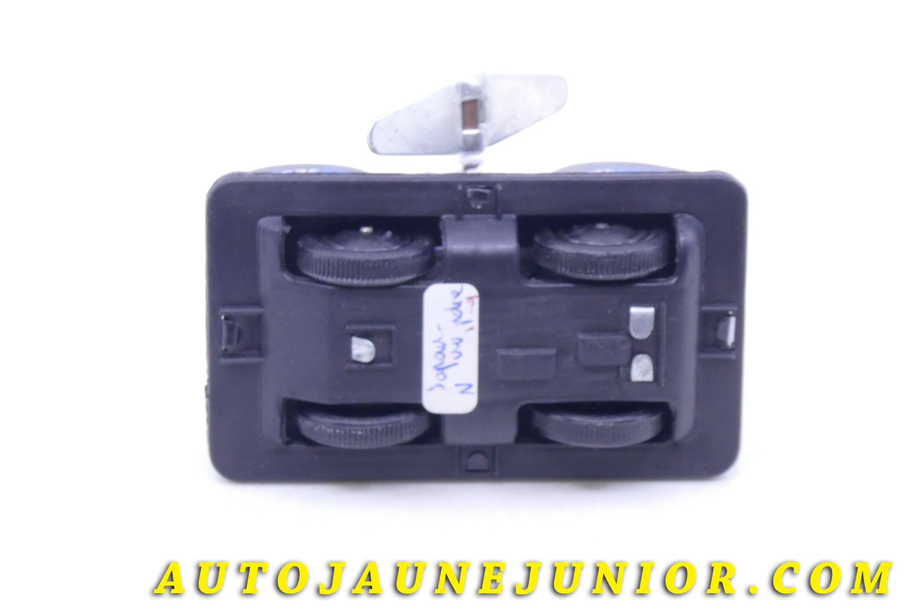Le Japon Volkswagen Coccinelle 1200 Police Mécanisme à clée est en vente sur Auto Jaune Junior ! Découvrez nos collections de diecast Tekno, Politoys, Mebetoys, Mercury, Joal, Diapet, Märklin, TootsieToys.AutoJaune Junior ; Vous avez le même jouet ? Profitez de notre expertise pour vous accompagner dans la vente de vos modèles ou votre collection ! Nous achetons tous lots de miniatures ! Contactez nous !