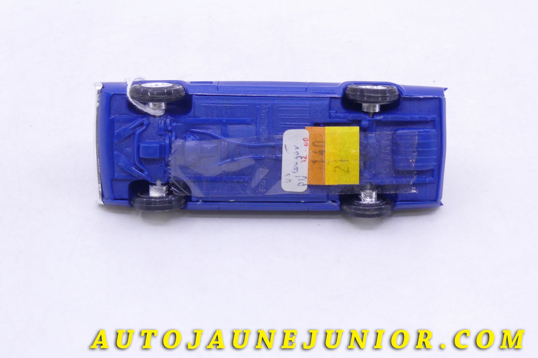 Le Maquette US Ford Mercury Cougar est en vente sur Auto Jaune Junior ! Découvrez nos collections de diecast Tekno, Politoys, Mebetoys, Mercury, Joal, Diapet, Märklin, TootsieToys.AutoJaune Junior ; Vous avez le même jouet ? Profitez de notre expertise pour vous accompagner dans la vente de vos modèles ou votre collection ! Nous achetons tous lots de miniatures ! Contactez nous !