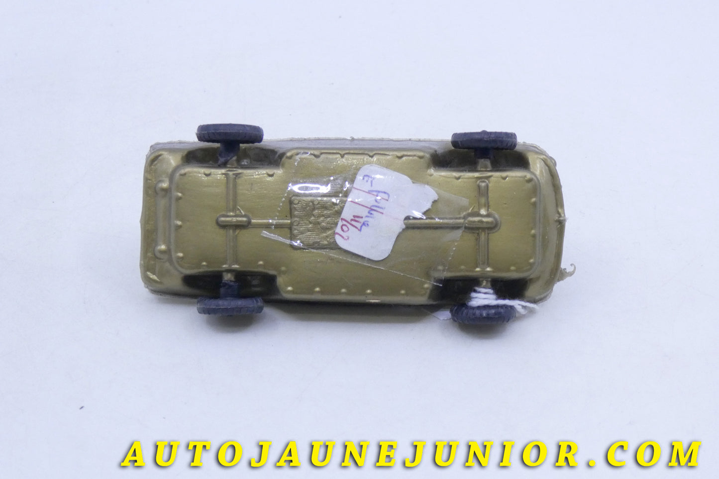 Le France Renault Floride est en vente sur Auto Jaune Junior ! Découvrez nos collections de diecast Tekno, Politoys, Mebetoys, Mercury, Joal, Diapet, Märklin, TootsieToys.AutoJaune Junior ; Vous avez le même jouet ? Profitez de notre expertise pour vous accompagner dans la vente de vos modèles ou votre collection ! Nous achetons tous lots de miniatures ! Contactez nous !