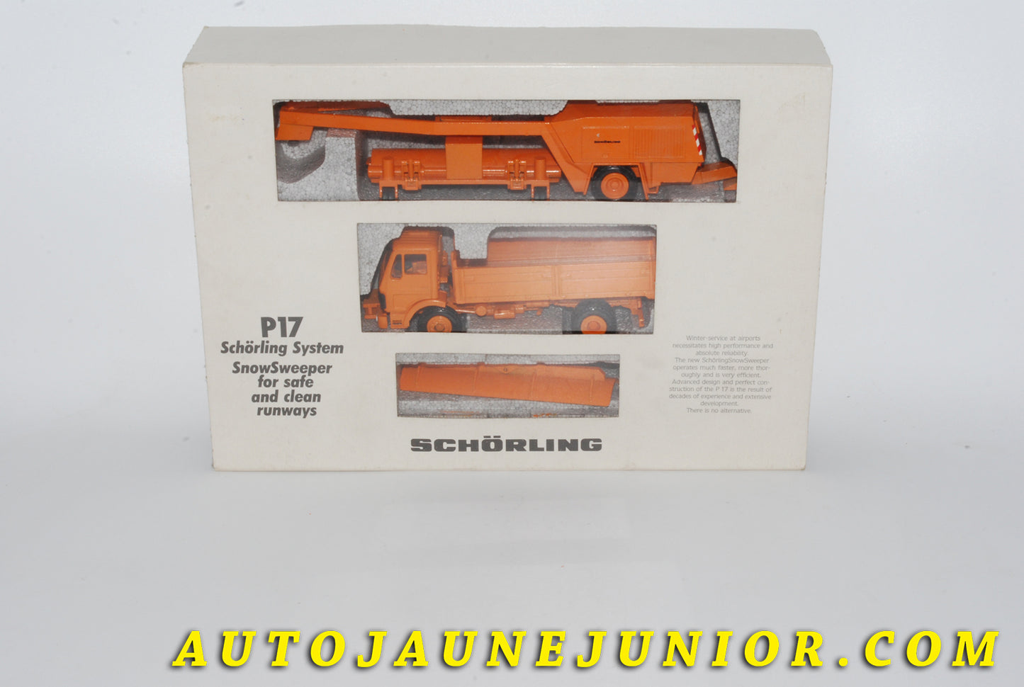 Le #4278 - Conrad - Mercedes - Coffret SK P17 - Benne Basculante et Chasse-neige "Schörling System" SnowSweeper est en vente sur Auto Jaune Junior ! Tekno, Politoys, Mebetoys, Mercury, Joal, Diapet, Märklin, TootsieToys.Vous avez le même jouet ? Profitez de notre expertise pour vous accompagner dans la vente de vos modèles ou votre collection ! Nous achetons tous lots de miniatures ! Contactez nous ! contact@autojaunejunior.com.
