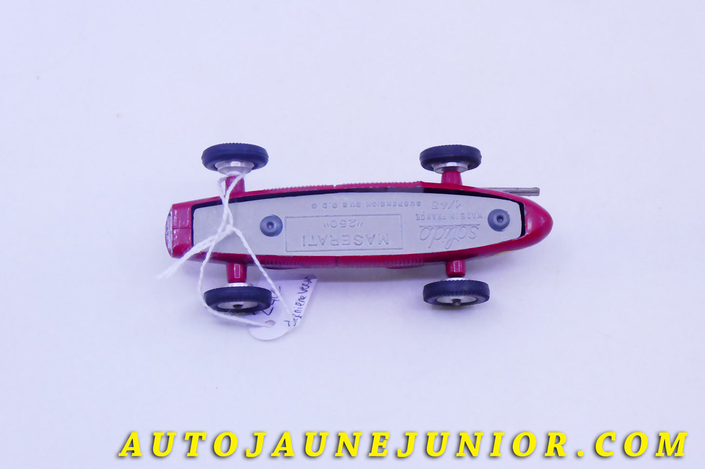 Le #4321 - Solido - Maseratti - 250 F Monoplace est en vente sur Auto Jaune Junior ! Tekno, Politoys, Mebetoys, Mercury, Joal, Diapet, Märklin, TootsieToys.Vous avez le même jouet ? Profitez de notre expertise pour vous accompagner dans la vente de vos modèles ou votre collection ! Nous achetons tous lots de miniatures ! Contactez nous ! contact@autojaunejunior.com.
