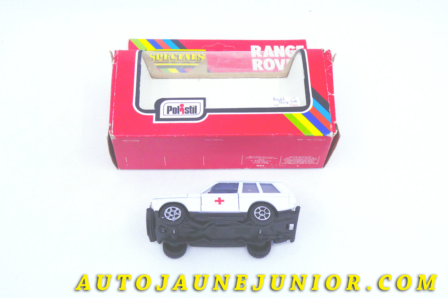 Le #4352 - Polistil - Land-Rover - Range Rover "Ambulanza" - EL 79 est en vente sur Auto Jaune Junior ! Tekno, Politoys, Mebetoys, Mercury, Joal, Diapet, Märklin, TootsieToys.Vous avez le même jouet ? Profitez de notre expertise pour vous accompagner dans la vente de vos modèles ou votre collection ! Nous achetons tous lots de miniatures ! Contactez nous ! contact@autojaunejunior.com.