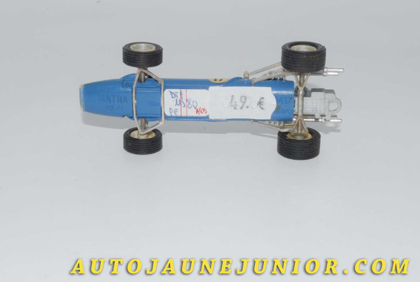 Le #4534 - Dinky Toys - Matra - MS10 F1 1968 #17 est en vente sur Auto Jaune Junior ! Tekno, Politoys, Mebetoys, Mercury, Joal, Diapet, Märklin, TootsieToys.Vous avez le même jouet ? Profitez de notre expertise pour vous accompagner dans la vente de vos modèles ou votre collection ! Nous achetons tous lots de miniatures ! Contactez nous ! contact@autojaunejunior.com.