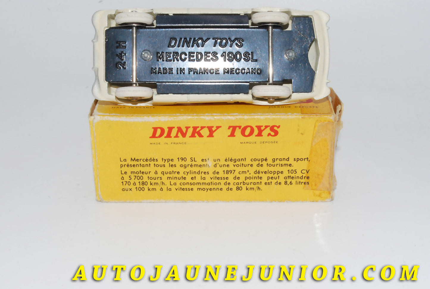 Le #4552 - Dinky Toys - Mercedes - 190 Sl est en vente sur Auto Jaune Junior ! Tekno, Politoys, Mebetoys, Mercury, Joal, Diapet, Märklin, TootsieToys.Vous avez le même jouet ? Profitez de notre expertise pour vous accompagner dans la vente de vos modèles ou votre collection ! Nous achetons tous lots de miniatures ! Contactez nous ! contact@autojaunejunior.com.