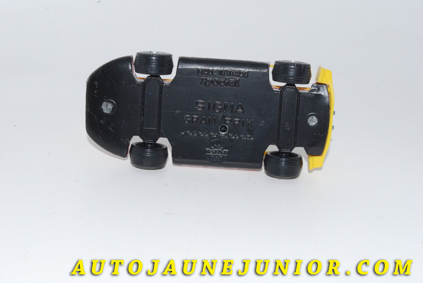 Le #4801 - Mercury - Sigma - Pininfarina
Monoplace Grand Prix (Version Rouge ! ) est en vente sur Auto Jaune Junior ! Tekno, Politoys, Mebetoys, Mercury, Joal, Diapet, Märklin, TootsieToys.Vous avez le même jouet ? Profitez de notre expertise pour vous accompagner dans la vente de vos modèles ou votre collection ! Nous achetons tous lots de miniatures ! Contactez nous ! contact@autojaunejunior.com.