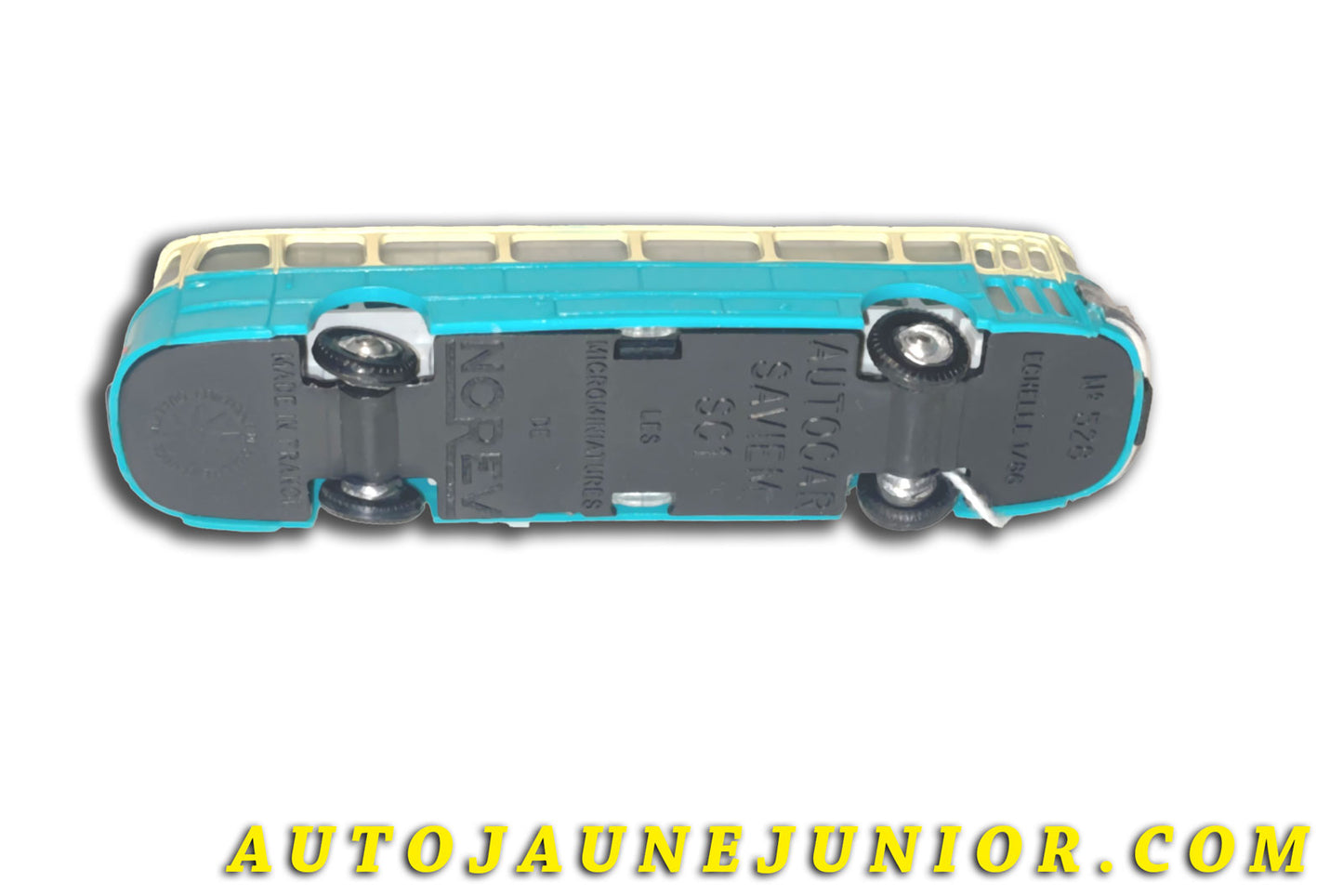 Le Norev Saviem SC1 Car est en vente sur Auto Jaune Junior ! Découvrez nos collections de diecast Tekno, Politoys, Mebetoys, Mercury, Joal, Diapet, Märklin, TootsieToys.AutoJaune Junior ; Vous avez le même jouet ? Profitez de notre expertise pour vous accompagner dans la vente de vos modèles ou votre collection ! Nous achetons tous lots de miniatures ! Contactez nous !