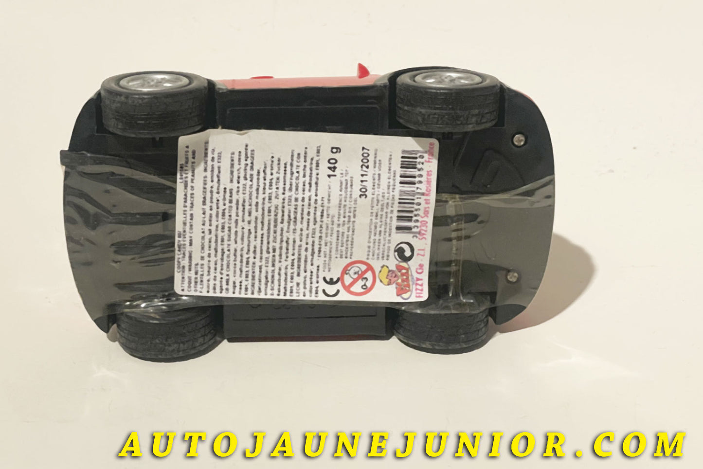 Le Fizzy Mini Mini Cooper "Coopy Candy" est en vente sur Auto Jaune Junior ! Découvrez nos collections de diecast Tekno, Politoys, Mebetoys, Mercury, Joal, Diapet, Märklin, TootsieToys.AutoJaune Junior ; Vous avez le même jouet ? Profitez de notre expertise pour vous accompagner dans la vente de vos modèles ou votre collection ! Nous achetons tous lots de miniatures ! Contactez nous !