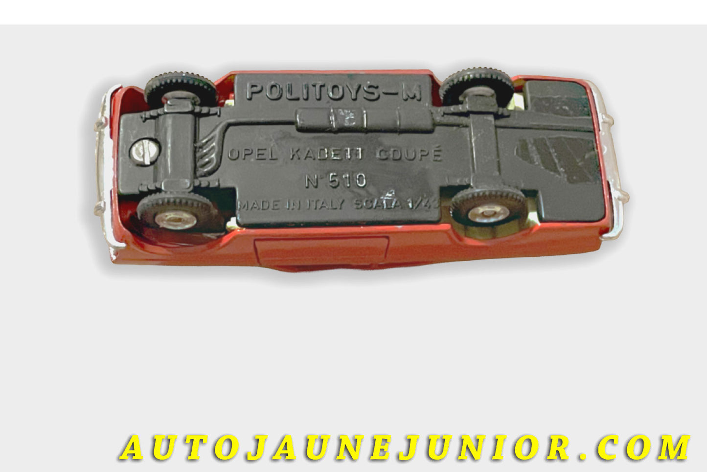 Le Politoys Opel Kadett est en vente sur Auto Jaune Junior ! Découvrez nos collections de diecast Tekno, Politoys, Mebetoys, Mercury, Joal, Diapet, Märklin, TootsieToys.AutoJaune Junior ; Vous avez le même jouet ? Profitez de notre expertise pour vous accompagner dans la vente de vos modèles ou votre collection ! Nous achetons tous lots de miniatures ! Contactez nous !