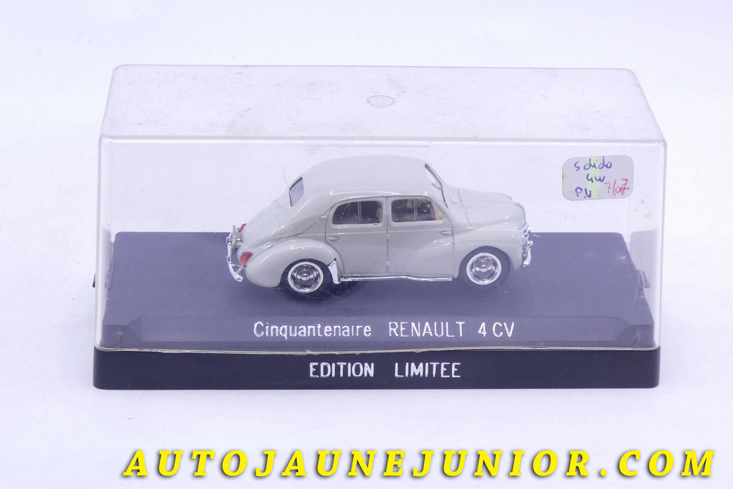 Le #5306 - Solido - Renault - 4 CV Edition Limité 50 ans est en vente sur Auto Jaune Junior ! Tekno, Politoys, Mebetoys, Mercury, Joal, Diapet, Märklin, TootsieToys.Vous avez le même jouet ? Profitez de notre expertise pour vous accompagner dans la vente de vos modèles ou votre collection ! Nous achetons tous lots de miniatures ! Contactez nous ! contact@autojaunejunior.com.