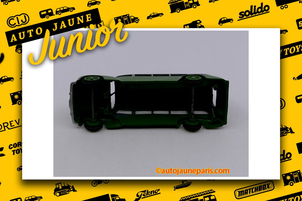 Le #2648 - Gasquy - Mercury - car de voyage est en vente sur Auto Jaune Junior ! Tekno, Politoys, Mebetoys, Mercury, Joal, Diapet, Märklin, TootsieToys. Vous avez le même jouet ? Profitez de notre expertise pour vous accompagner dans la vente de vos modèles ou votre collection ! Nous achetons tous lots de miniatures ! Contactez nous ! contact@autojaunejunior.com.