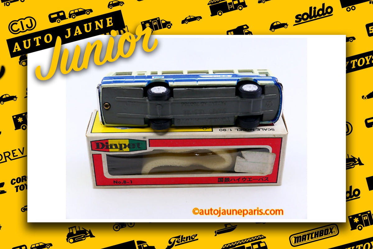 #2399 - Diapet - Mitsubishi - Fuso car
