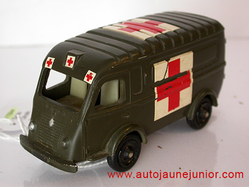 Renault 1000Kgs ambulance militaire